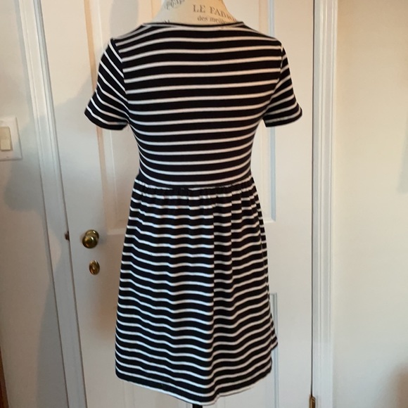 Shein Dress - Picture 3 of 4
